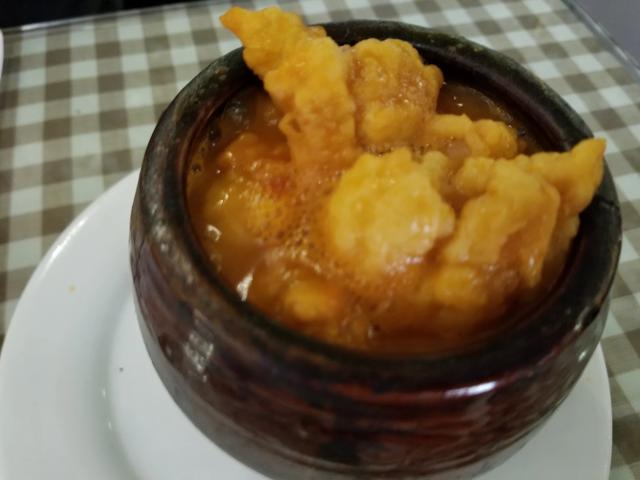 吃貨去哈爾濱一定要吃哪些當(dāng)?shù)氐男〕裕?></a></p>

<p>（5） 哈爾濱的燒烤也不錯(cuò)可以嘗嘗，哈爾濱的燒烤，碳烤居多，生肉烤制，烤出來的味道，對(duì)食材要求挺高，再就是調(diào)料來加入。有幾個(gè)店可以推薦，于家燒烤，道外北十八道街84.老味燒烤，安達(dá)街34號(hào)</p>
<p><a href=